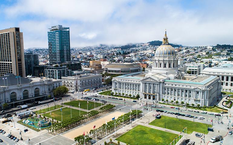 SF City Hall View 770 x 480 resolution